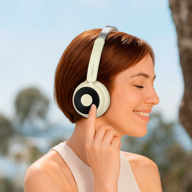 Logilink BT0072S - Auriculares Bluetooth 6.0 AuraSolo, batería recargable, ANC, Ø40 mm, marrón